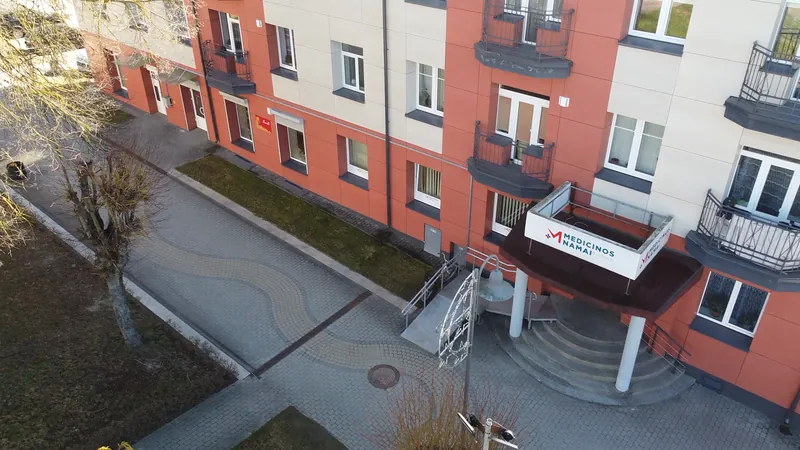 Otono klausos centras Kuršėnuose: įėjimas
